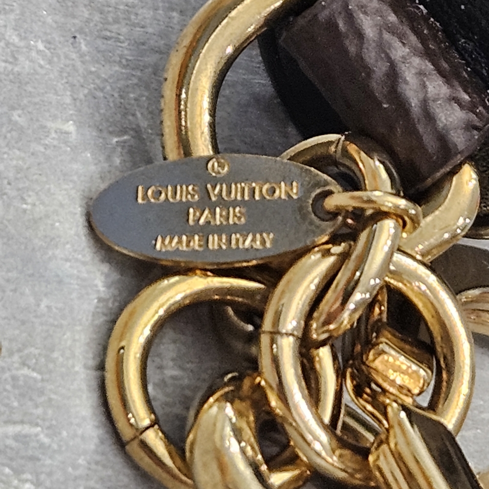 Louis Vuitton Monogram Tassel Charm Key Holder - Picture 5 of 9